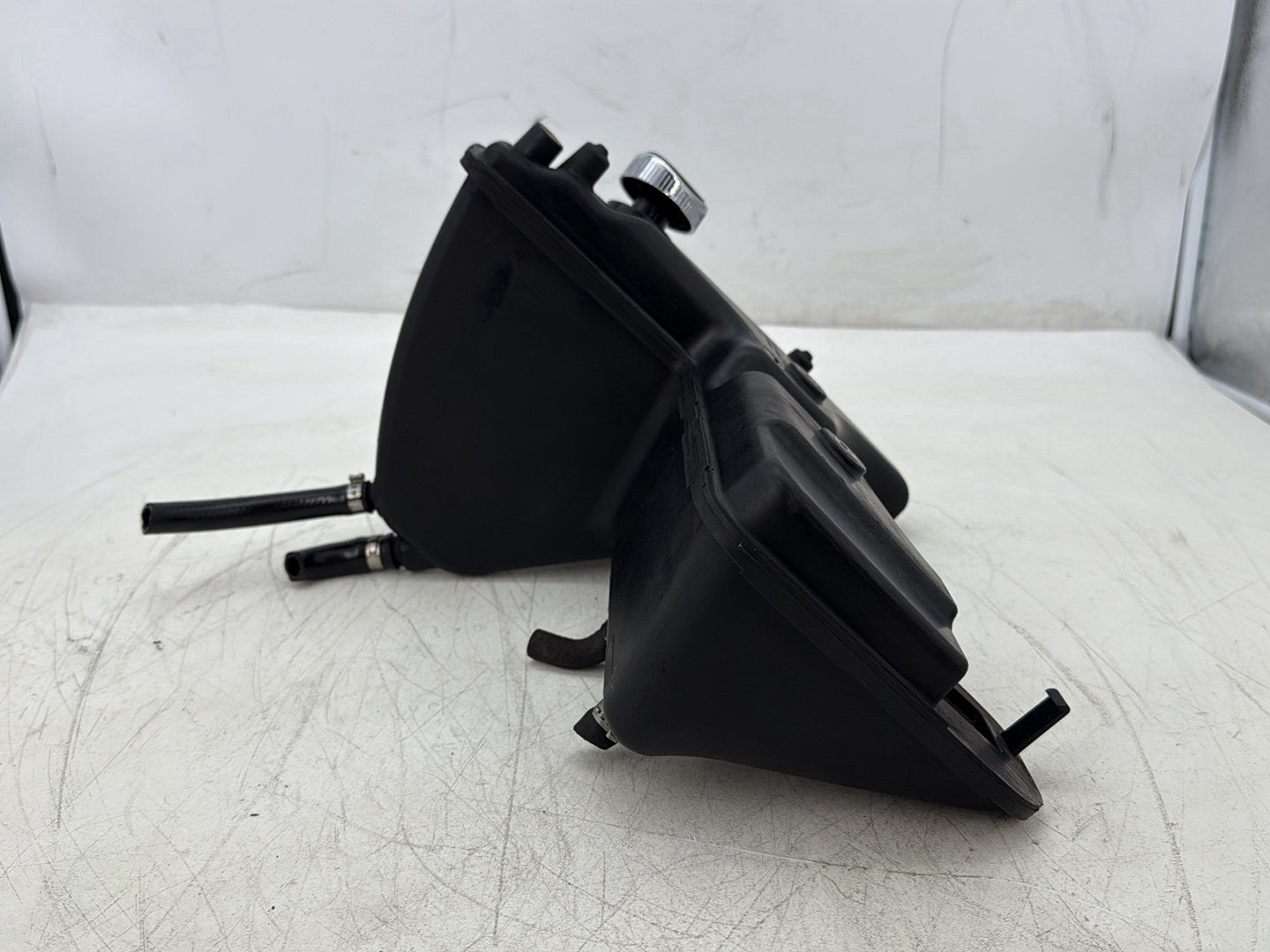 06 Harley Sportster XL883L 883 Low Oil Tank Reservoir Bottle Canister &amp; Dipstick