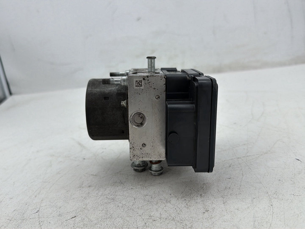 2015 Harley Electra Glide Touring Ultra Low OEM ABS Brake Pump & Control Module