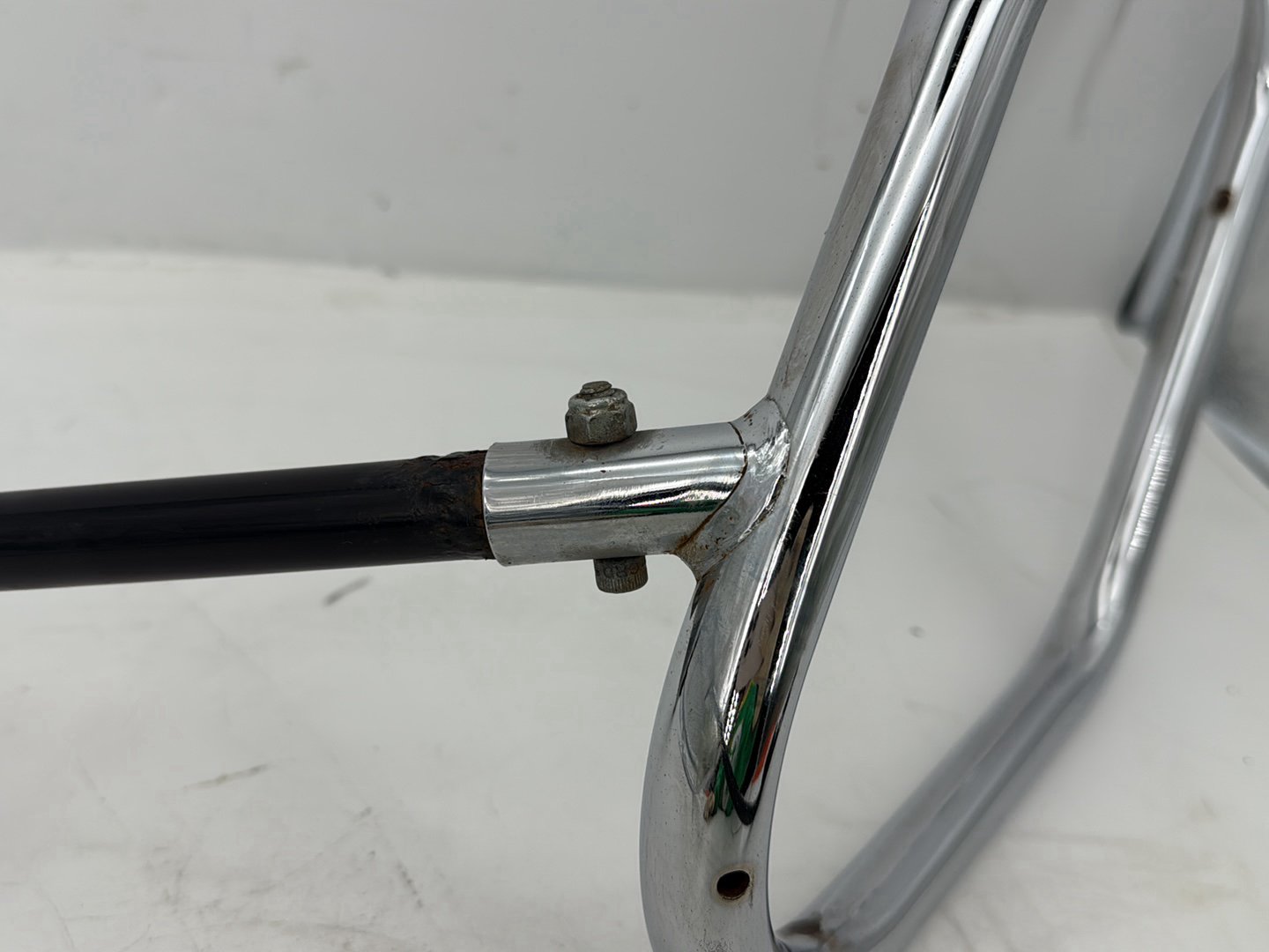 2008 Harley Touring FLHTCU Electra Glide Ultra OEM Rear Left Right Saddlebag Guard Rails Bar