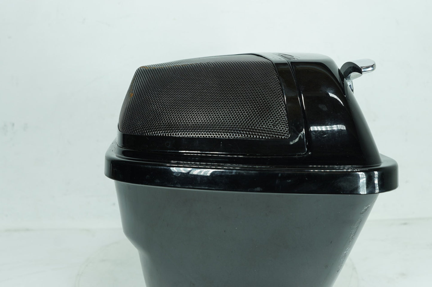 2007 - 2011 Harley-Davidson Touring Street Glide Right 1 Saddlebag Luggage NO Key 90752-93