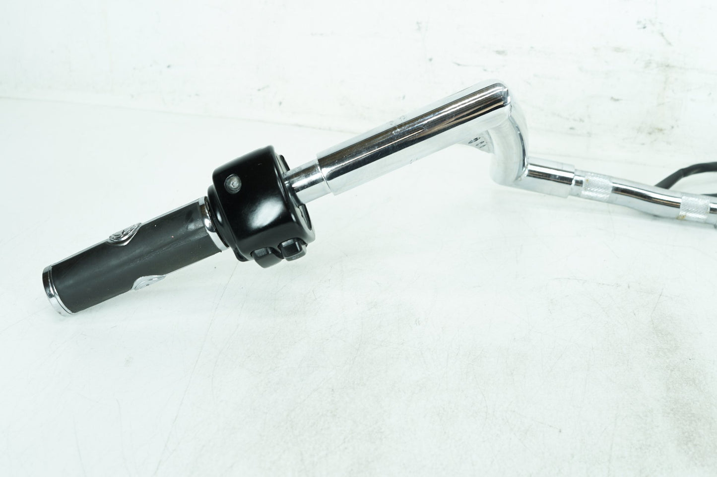1999 - 2006 Harley-Davidson Softail Fat Boy Handlebars Left Right Switches Controls  	71684-06A