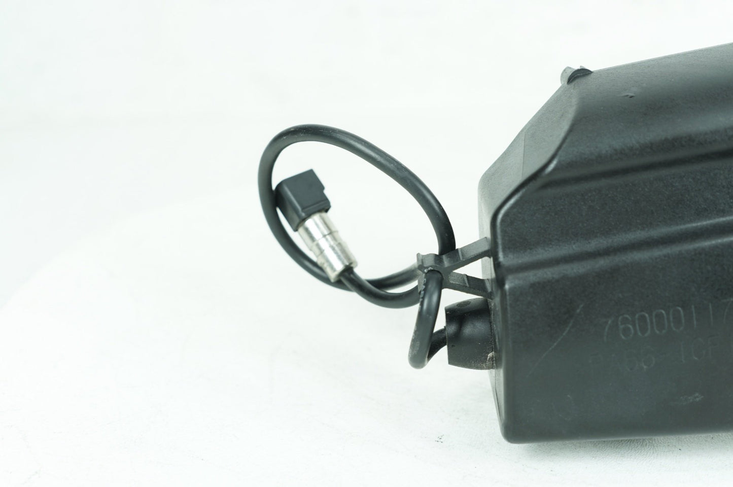 2008 - 2016 Harley-Davidson Touring Electra Glide Ultra Storage Media Compartment Glove Box 76000117