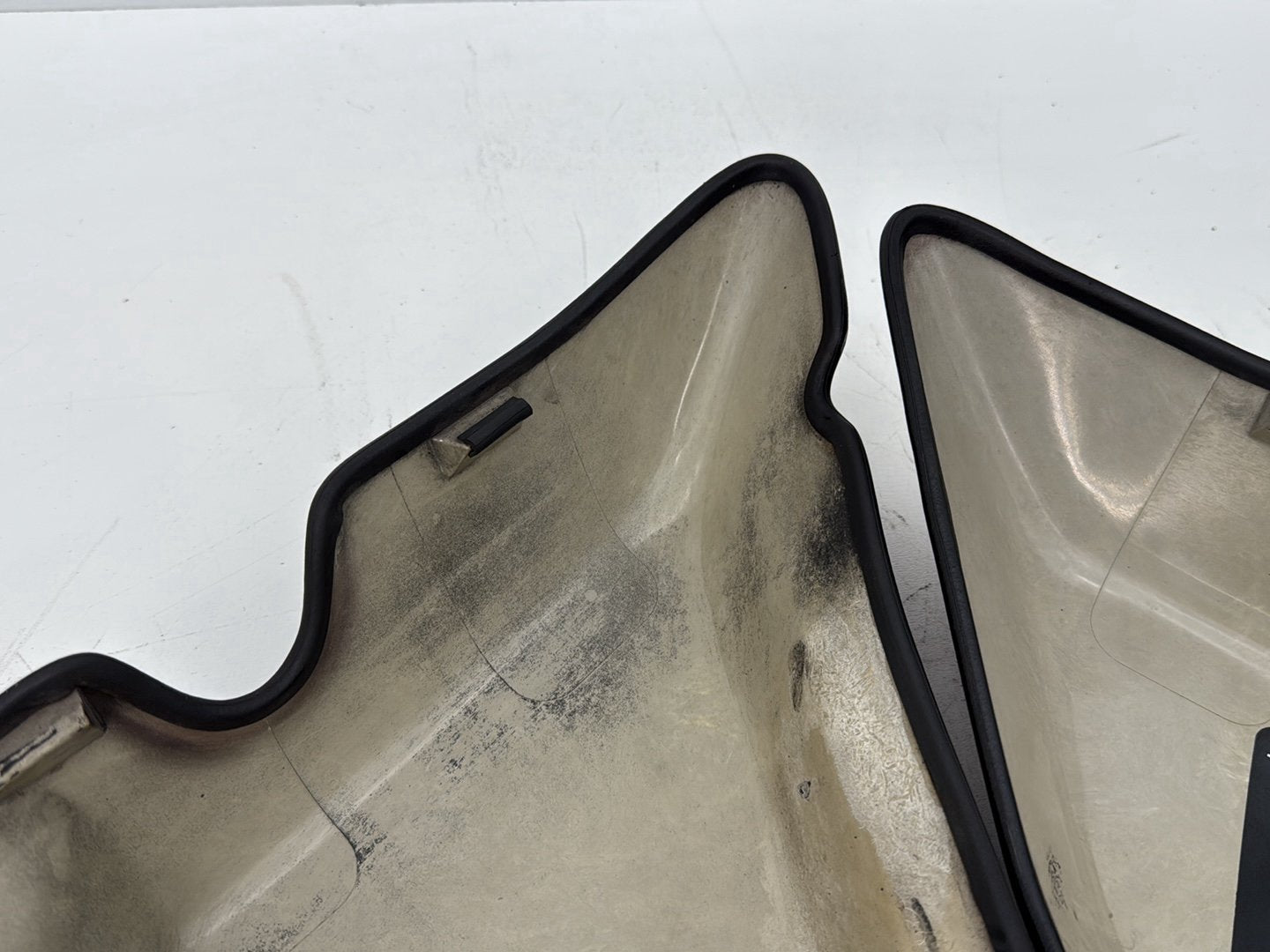 1995 Harley Touring FLHTCI Electra Glide Classic OEM Left Right Side Fairing Cover