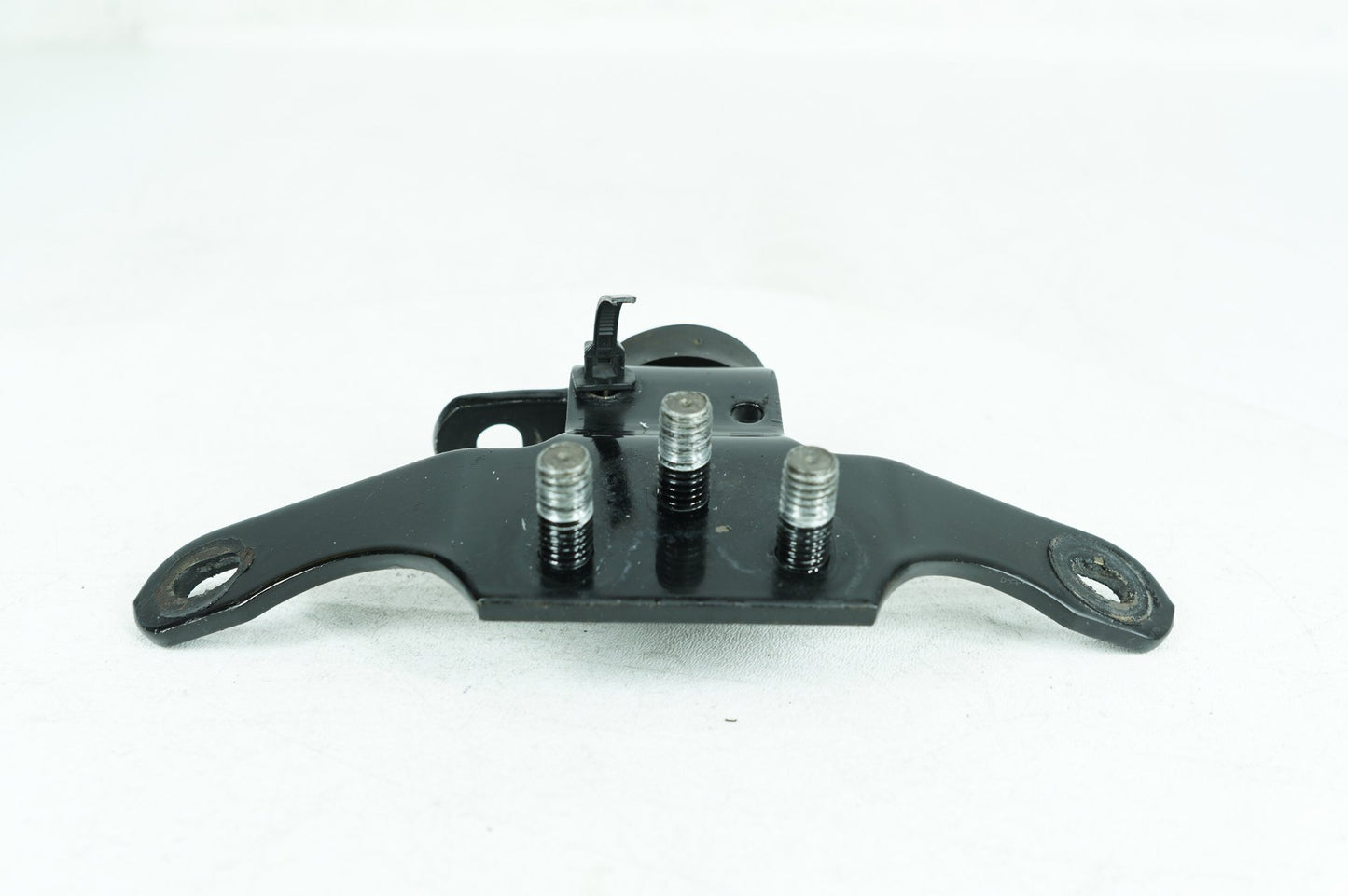 1999 - 2006 Harley-Davidson Softail Heritage Classic Engine Motor Mount Bracket  	69046-01
