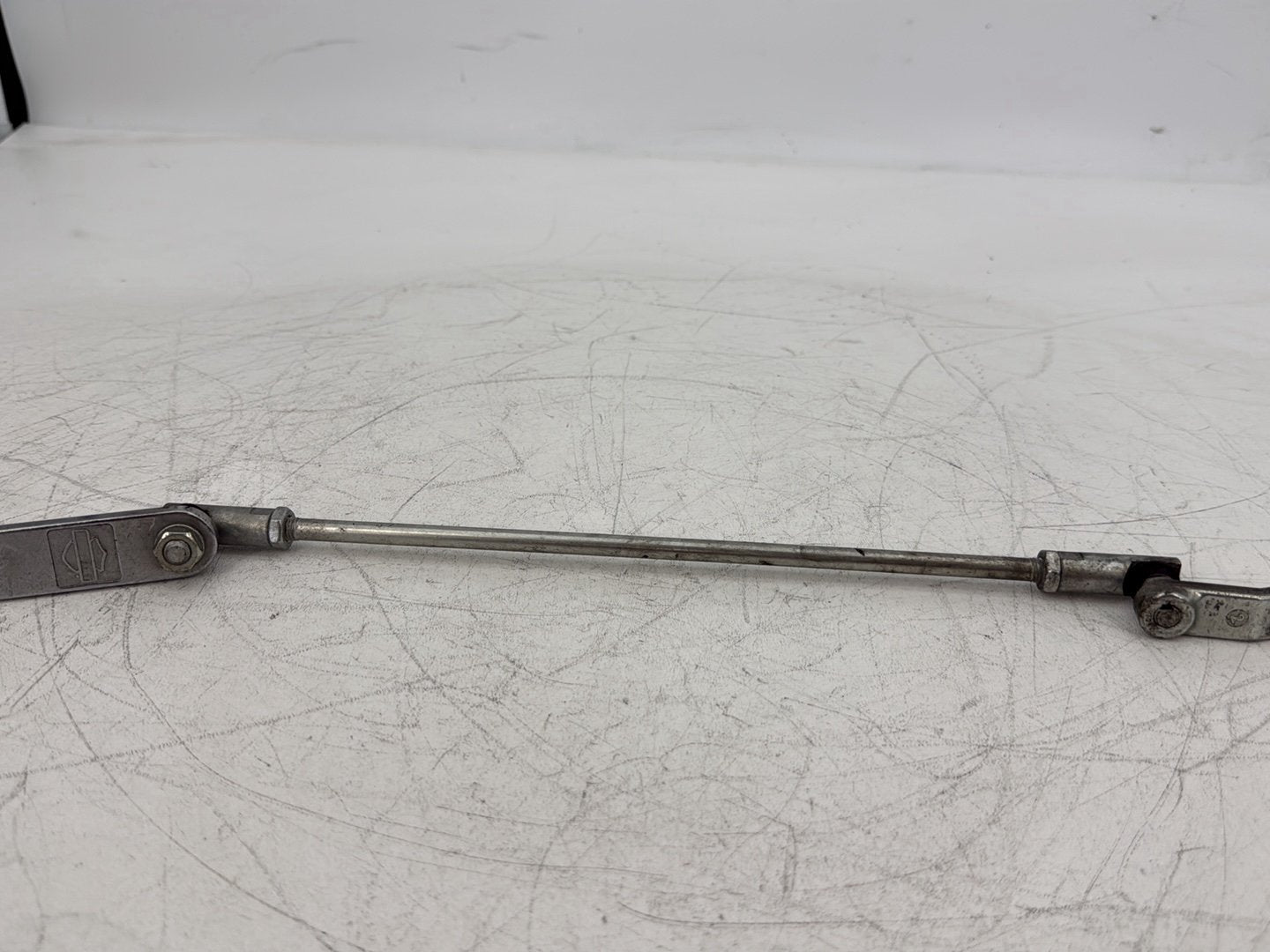 2004 Harley Touring FLHT Electra Glide OEM Gear Shifter Lever w/ Rod linkage