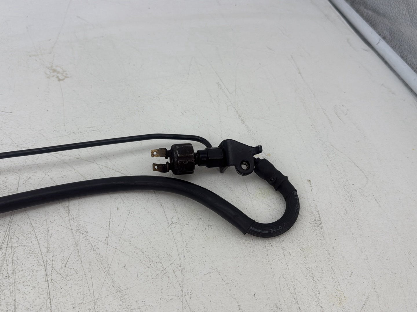 2004 Harley Road King Touring Custom FLHRSI OEM Rear Brake Hose Line Pipe
