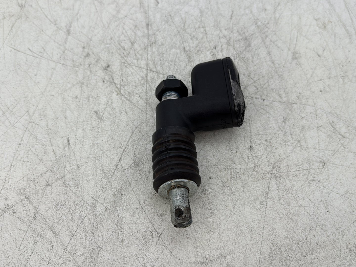 2006 Harley Road King Touring FLHRCI Classic OEM Rear Brake Master Cylinder Reservoir