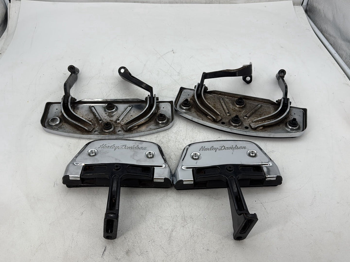 2018 Harley Electra Glide Touring Left Right Driver & Pass Floorboard Foot Rest