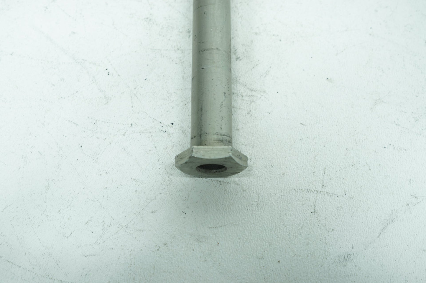 2007 - 2017 Harley-Davidson Dyna Super Glide Custom Rear Fork Swingarm Pivot Bolt Shaft 47641-06