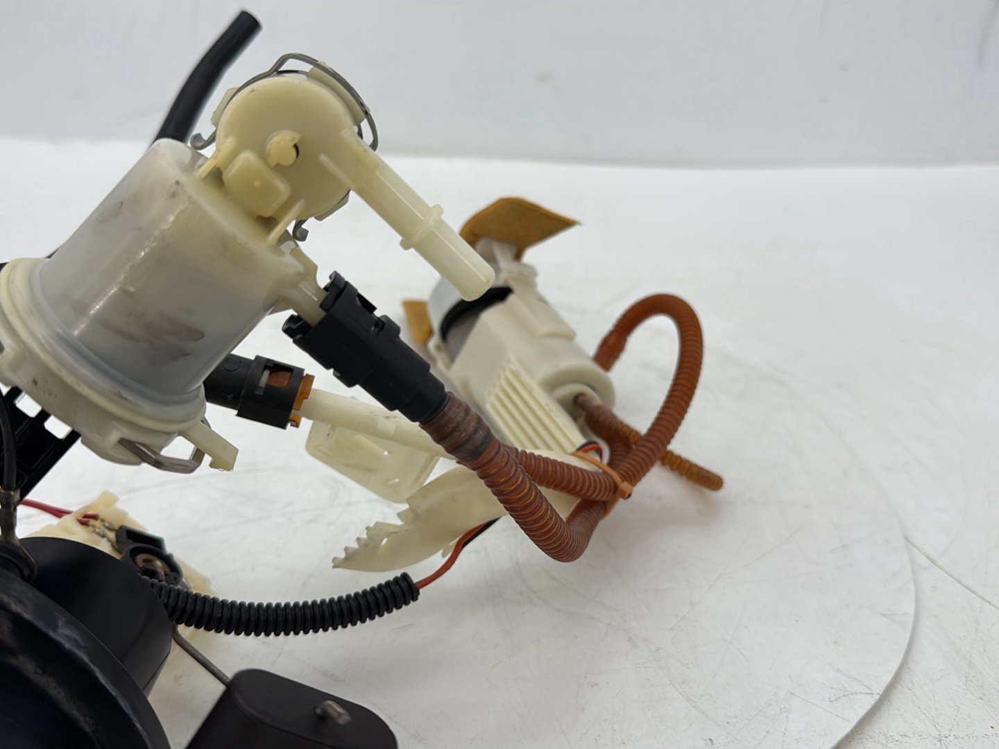 2008 Harley Electra Glide Touring Ultra FLHTCUI OEM Fuel Pump Gas Gasoline Petrol Sending
