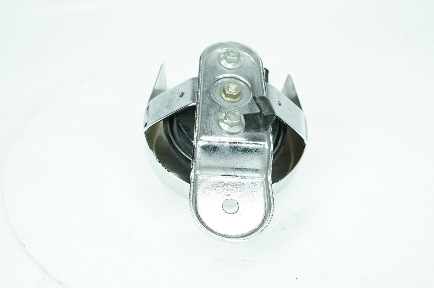 2000 - 2006 Harley-Davidson Touring CVO Screamin Eagle Road King Horn Signal Klaxon Chrome Cover 69012-93A