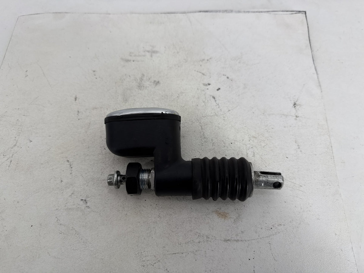 2007 Harley Electra Glide Touring CVO Eagle Rear Brake Master Cylinder Reservoir