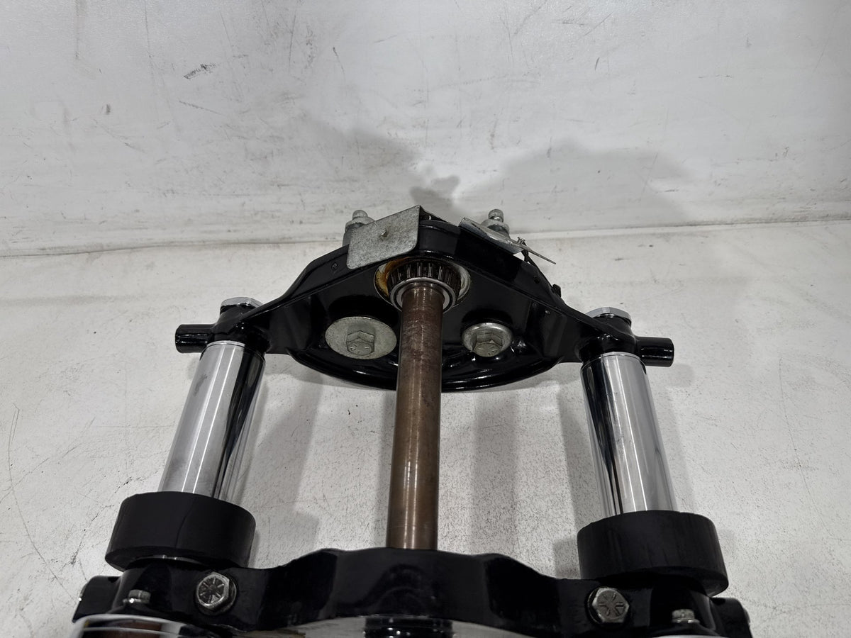 02 Harley Electra Glide Touring Front Triple Tree Set & LH RH Fork Legs Sliders