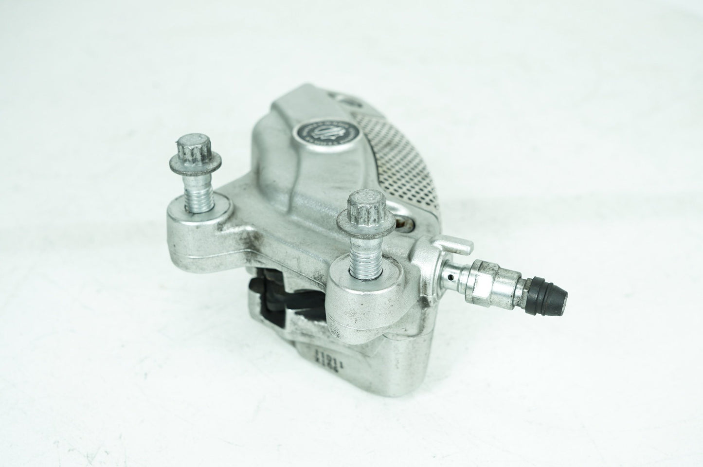 2007 - 2016 Harley-Davidson Touring CVO Electra Screamin Eagle Front Right 1 Brake Caliper 42939-08
