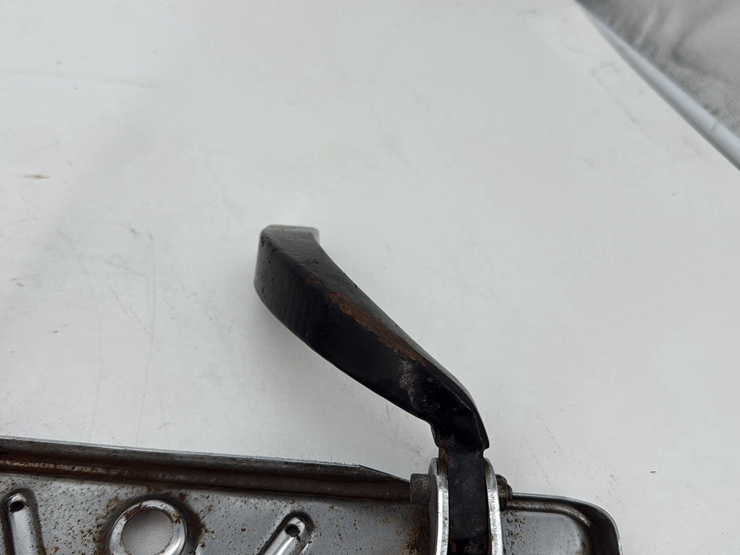 2003 Harley Electra Glide Touring Ultra FLHTCUI OEM Left Right Driver & Pass Floorboard Foot Rest