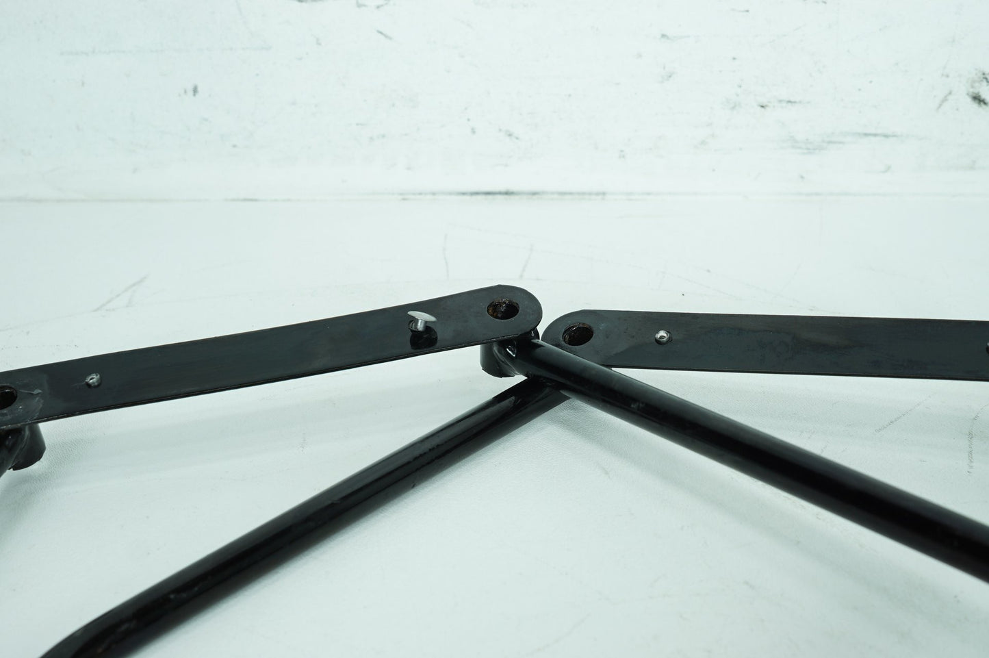 1999 - 2006 Harley-Davidson Softail Heritage Rear Left Right Saddlebag Guard Rails Bar