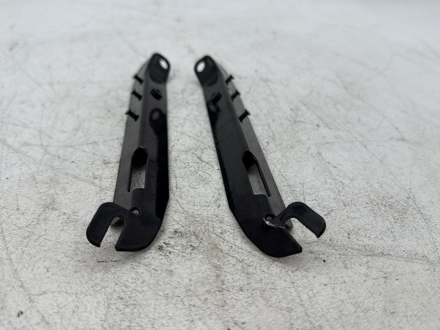 1996 Harley Electra Glide Touring FLHT OEM Right Left Fairing Support Brackets