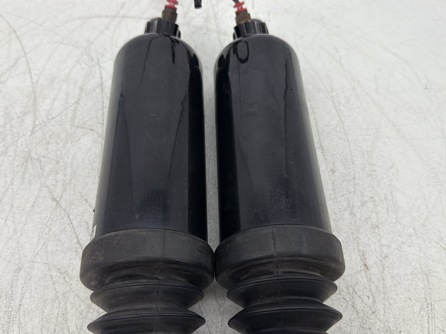 2004 Harley Road King Touring Custom FLHRSI OEM Rear Left Right Shock Absorbers