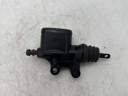2013 Harley Electra Glide Touring Ultra FLHTCUI OEM Rear Brake Master Cylinder Reservoir