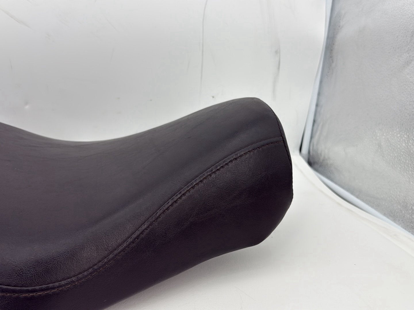 2009 Harley Sportster XL1200C 1200 Custom OEM Passenger Rider Driver Seat Saddle