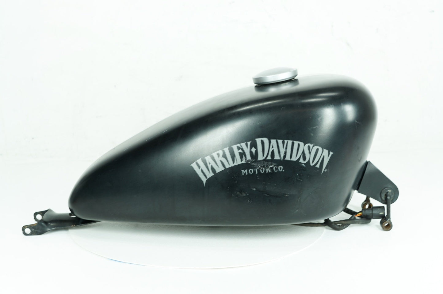 2004 - 2022 Harley-Davidson Sportster Iron 883 Fuel Gas Tank Gasoline Reservoir 61348-07