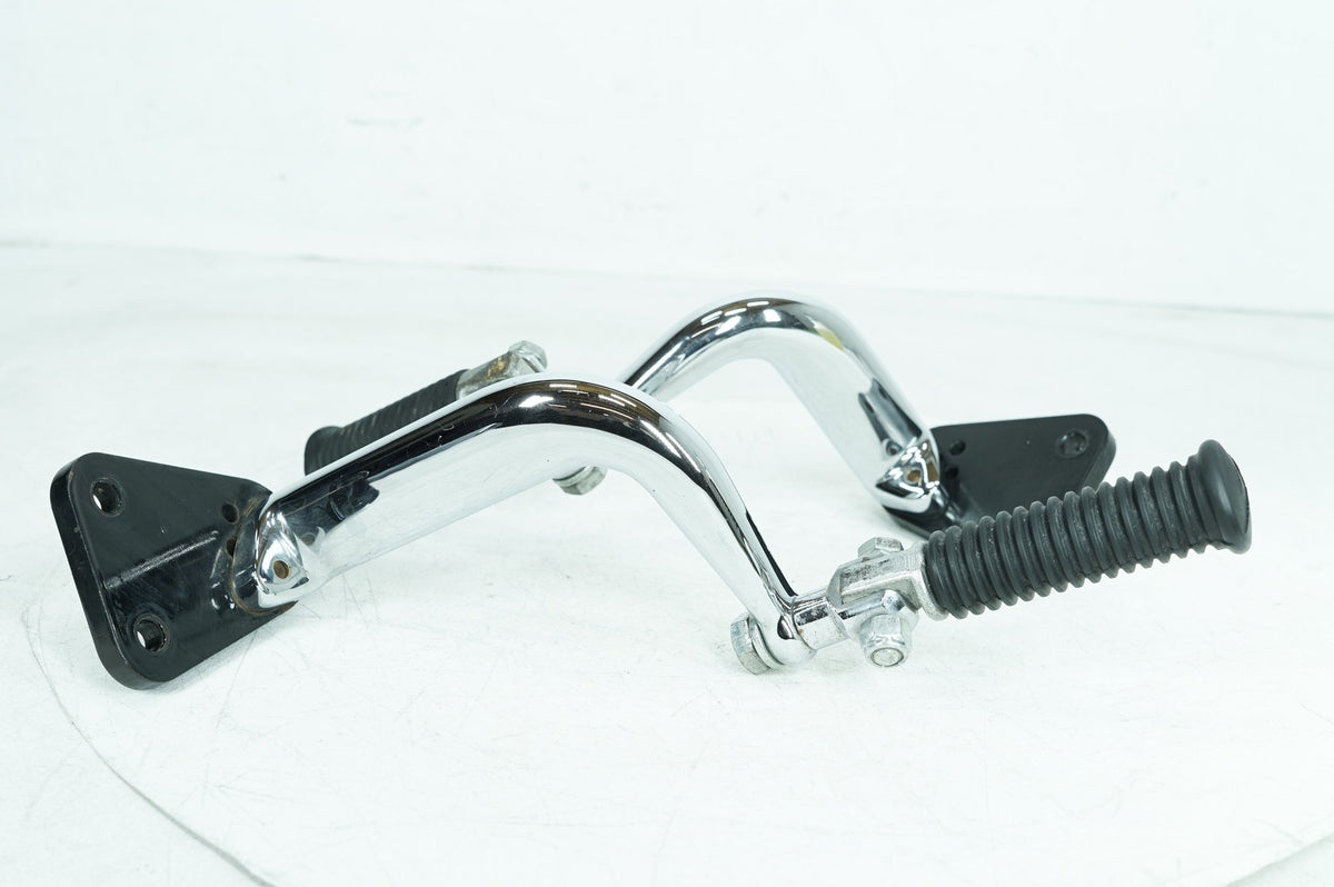 2004 - 2013 Harley-Davidson Sportster Low Left Right Foot Rest Peg Support Bracket 33048-72