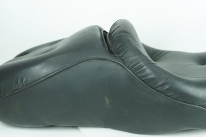 1999 - 2006 Harley-Davidson Touring Electra Glide Classic Passenger Rider Driver Seat Saddle  	51036-03