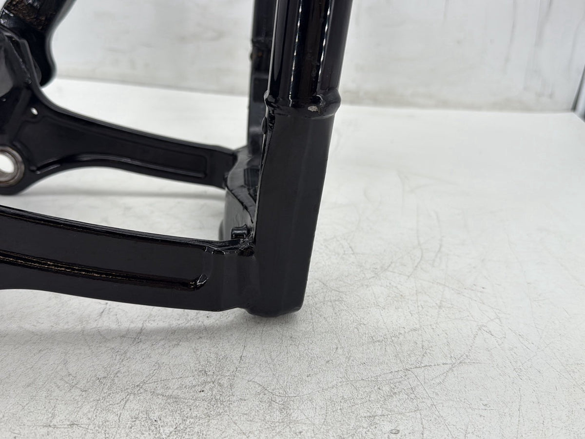 2019 Harley Softail Street Bob FXBB OEM Rear Fork Swingarm Swing Arm 47400099BHP