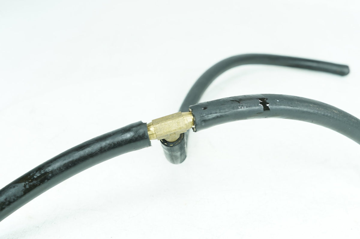 2000 - 2006 Harley-Davidson Softail Deuce Cooling Oil Pressure Pipe Line