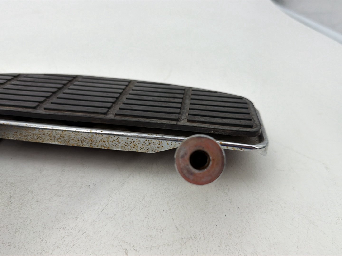 1986 - 1998 Harley-Davidson Softail Heritage Classic Left Driver 1 Floorboard Foot Rest 50614-91A