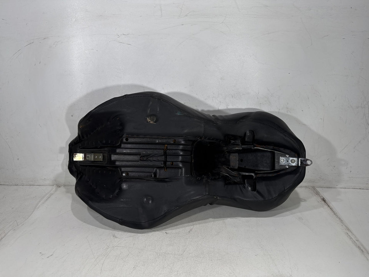 2001 Harley Electra Glide Touring Classic OEM Passenger Rider Driver Seat Saddle