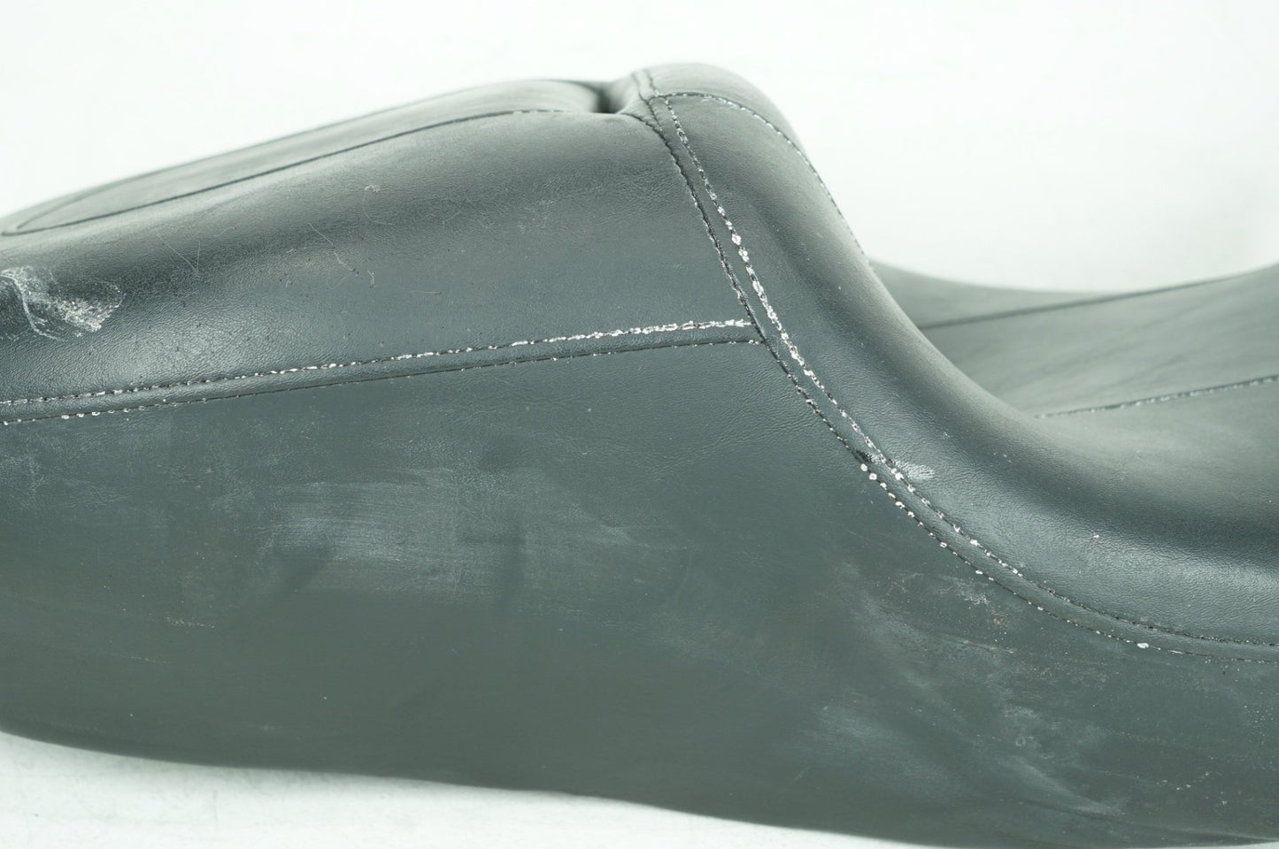 2008 - 2016 Harley-Davidson Touring Electra Glide Ultra Passenger Rider Driver Seat Saddle 52164-10