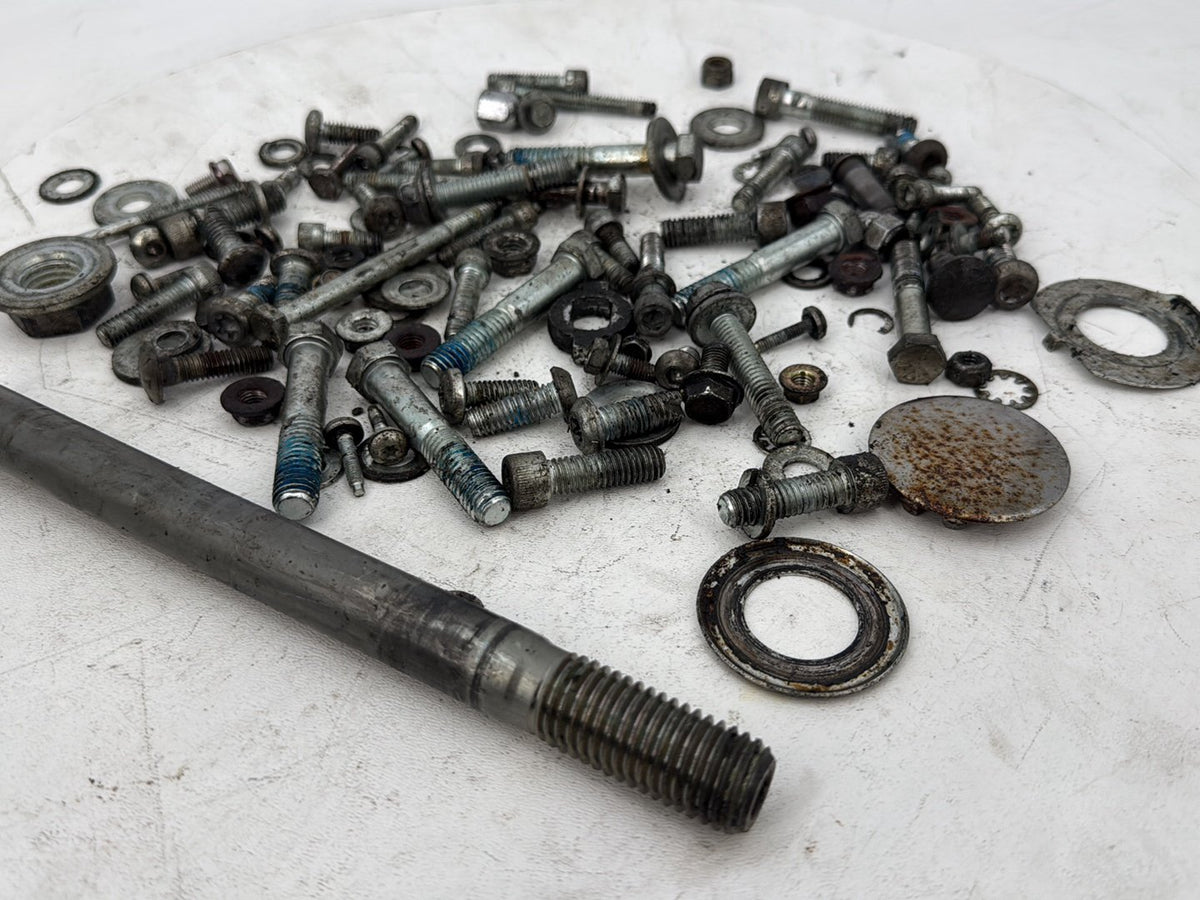 1999 - 2006 Harley-Davidson Dyna Super Glide Hardware Bolts Nuts & Brackets