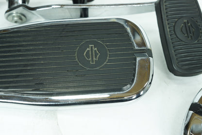 1999 - 2006 Harley-Davidson Softail Deluxe Left Right Driver Floorboard Foot Rest 42431-00A