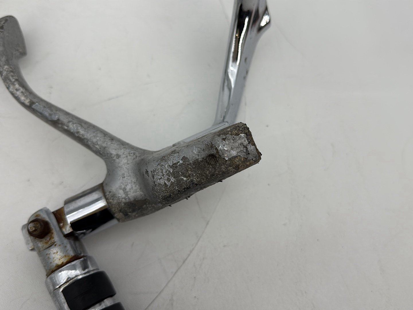 2004 - 2013 Harley-Davidson Sportster 883 Custom Left Right Foot Brake Control Pegs 42651-04