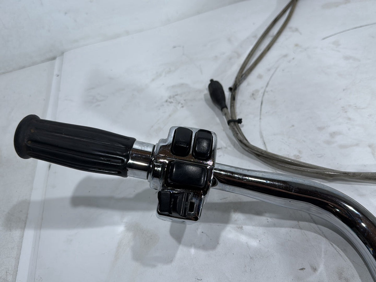 04 Harley Road King Touring Classic OEM Handlebars Left Right Switches Controls