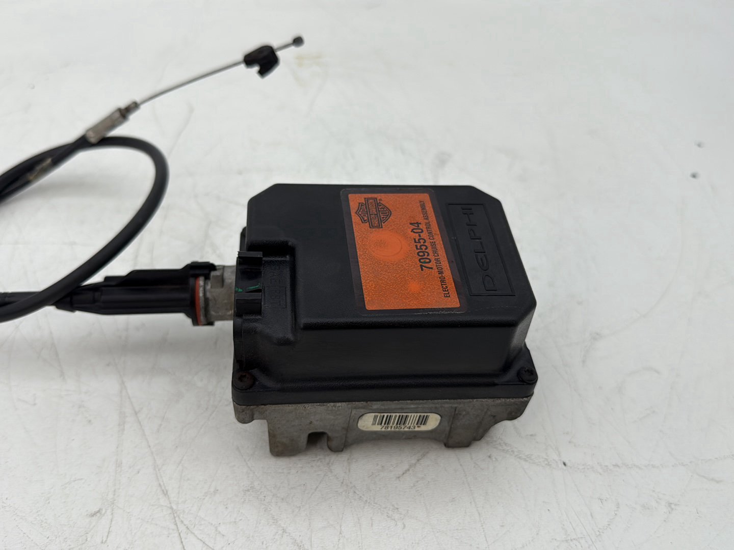2005 Harley Touring FLHRCI Road King Classic OEM Cruise Control Actuator 70955-98A