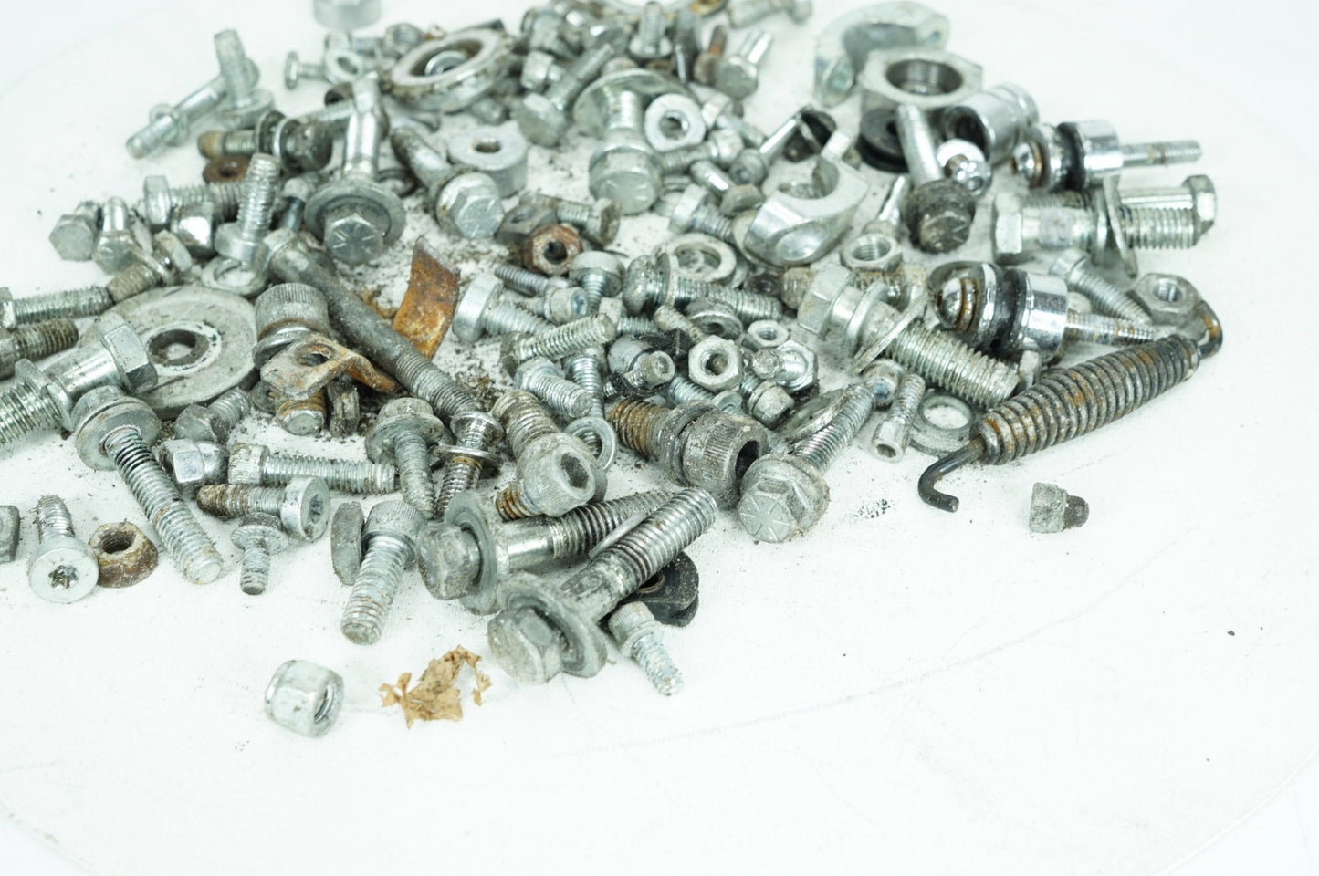 1999 - 2006 Harley-Davidson Touring Electra Glide Classic Hardware Bolts Nuts & Brackets