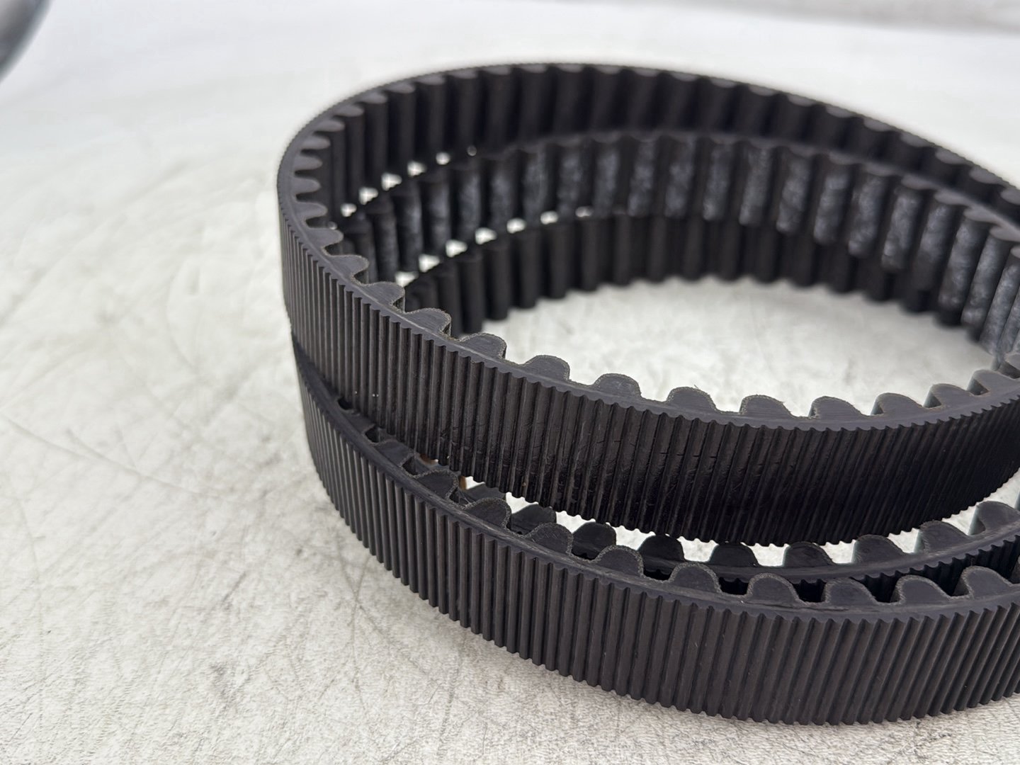 2006 Harley Road King Touring FLHRCI Classic OEM Rear Drive Belt