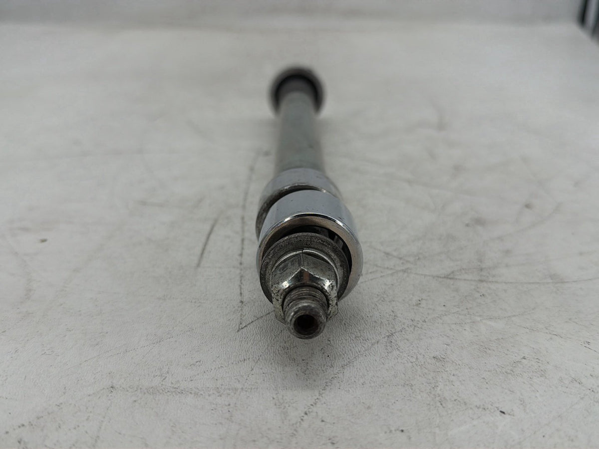 2006 Harley Electra Glide Touring Ultra FLHTCUI OEM Front Wheel Axle Bolt Shaft