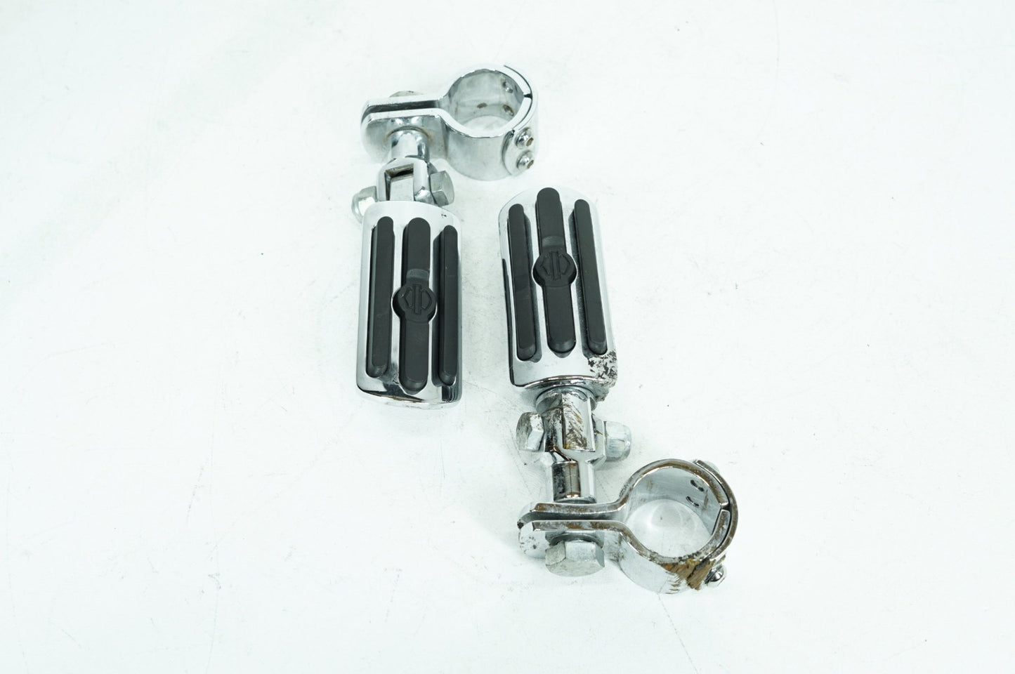 1999 - 2006 Harley-Davidson Touring Road King Classic Front Right Left Highway Foot Pegs 50130-95A