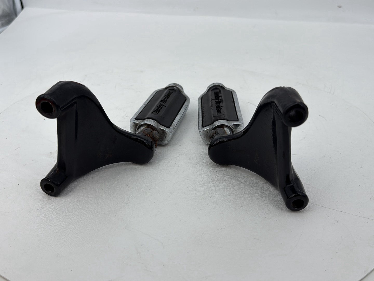 2004 - 2013 Harley-Davidson Sportster 883 Custom Left & Right Driver Step Foot Rest Pegs 42652-04