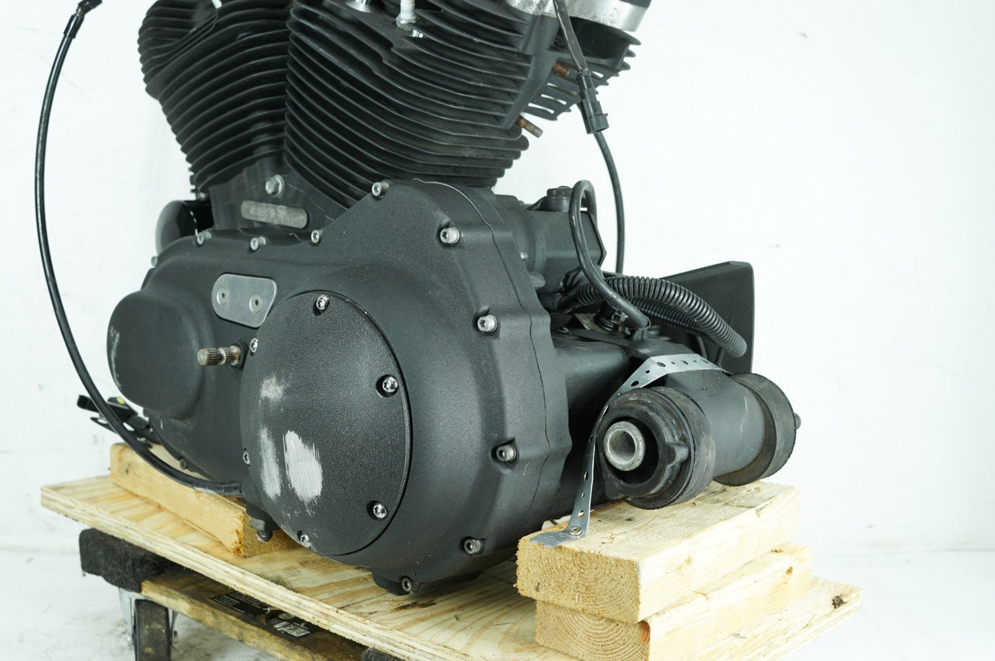 2004 - 2022 Harley-Davidson Sportster Iron 883 EFI 883 Engine Motor Transmission 19519-16