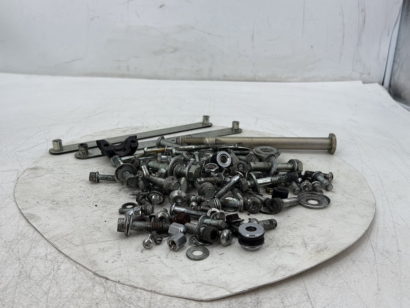 2010 Harley Dyna Fat Bob FXDF OEM Hardware Bolts Nuts & Brackets