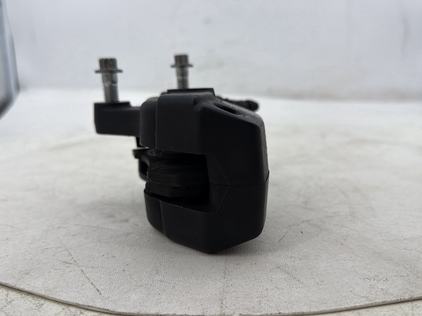 2012 Harley Street Glide Touring FLHX OEM Front Left 1 Brake Caliper