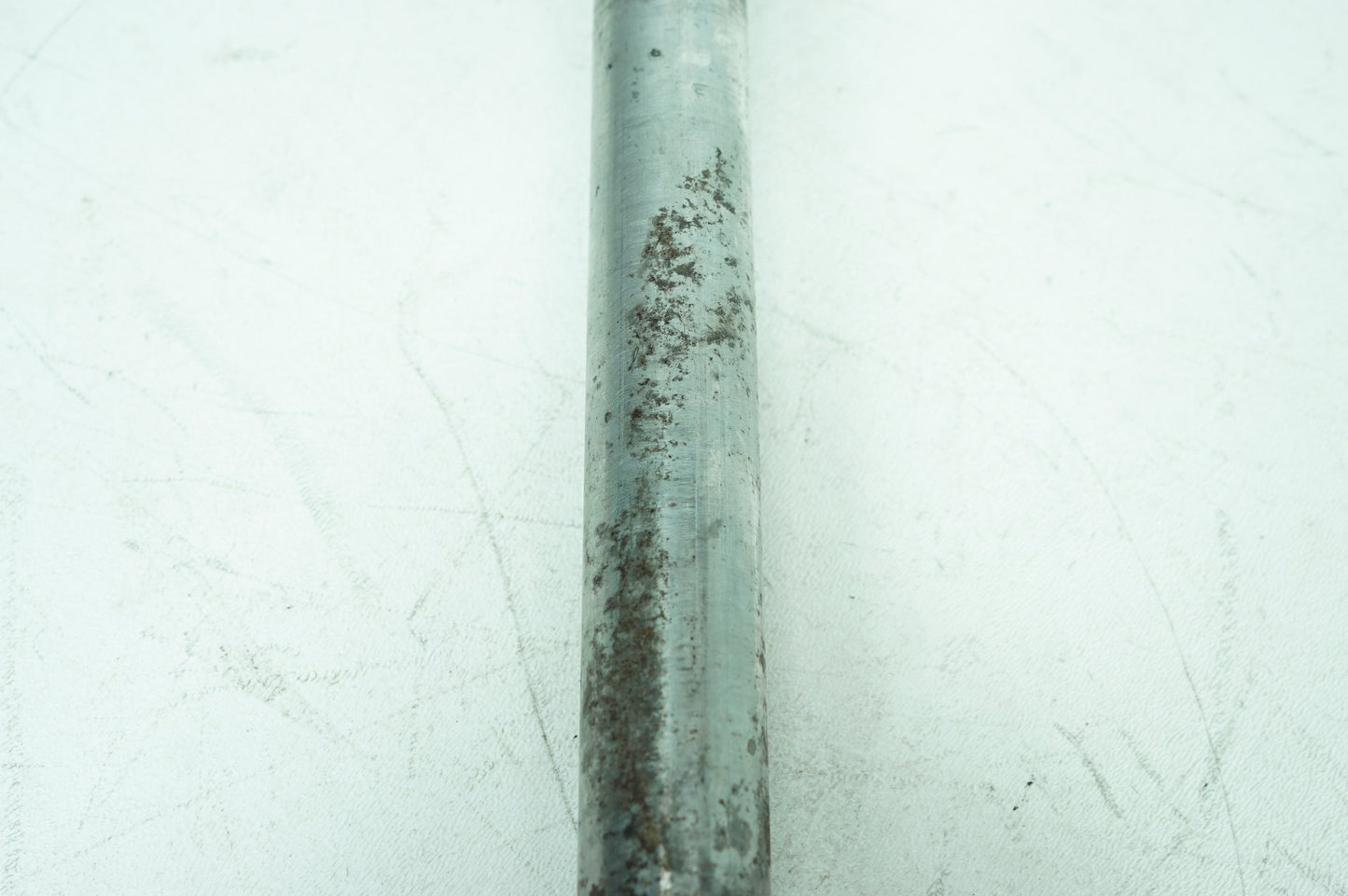 2007 - 2011 Harley-Davidson Touring Electra Glide Rear Wheel Axle Bolt Shaft 41056-08