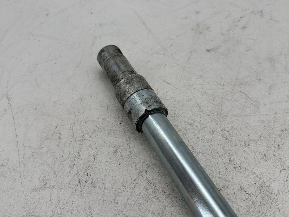2006 Harley Street Glide Touring FLHXI OEM Front Wheel Axle Bolt Shaft