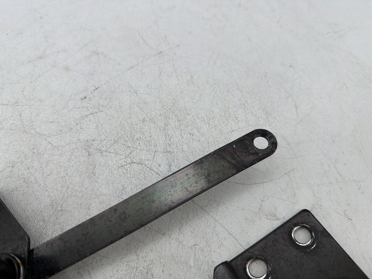 2006 Harley Street Glide Touring FLHX OEM Left & Right Saddlebag Mount Brackets