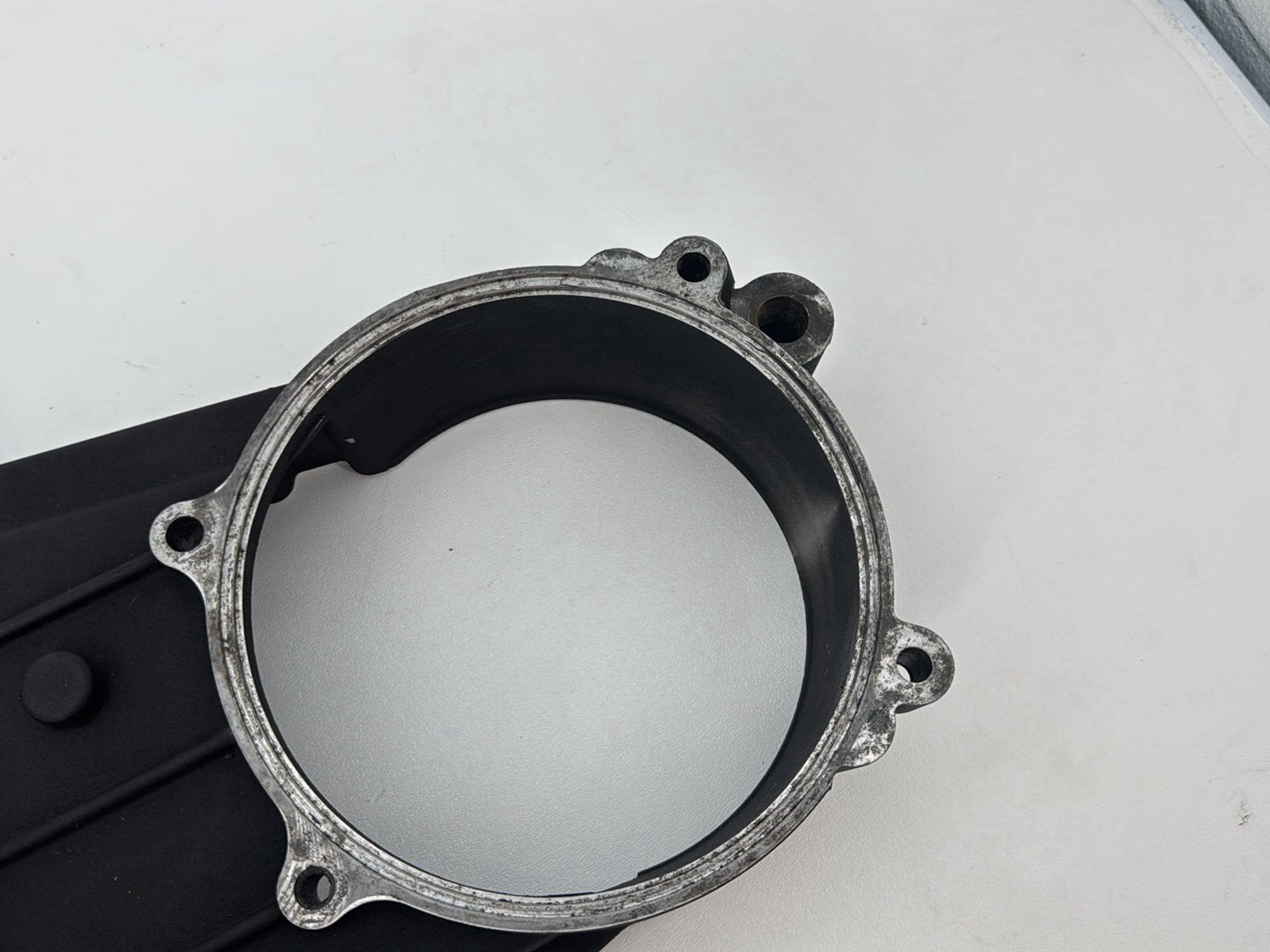 1999 - 2006 Harley-Davidson Touring Electra Glide Classic Inner Primary Clutch Cover 60677-01A