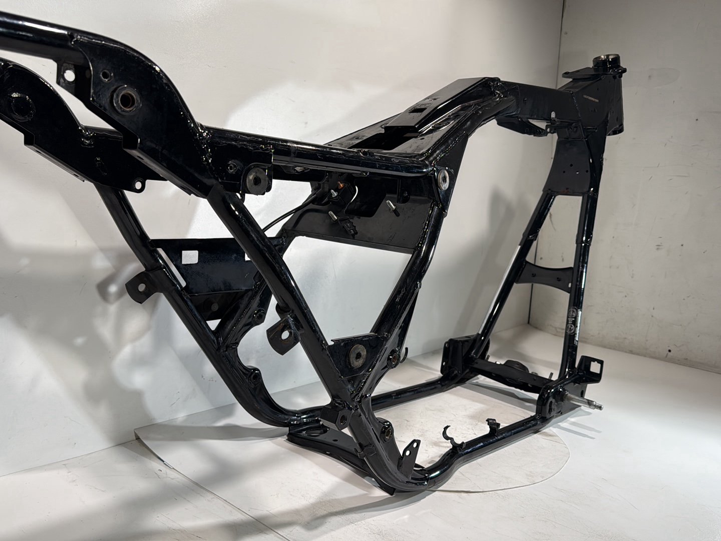 1999 - 2006 Harley-Davidson Touring Electra Glide Classic Body Main Frame Chassis NO Title 47900-01